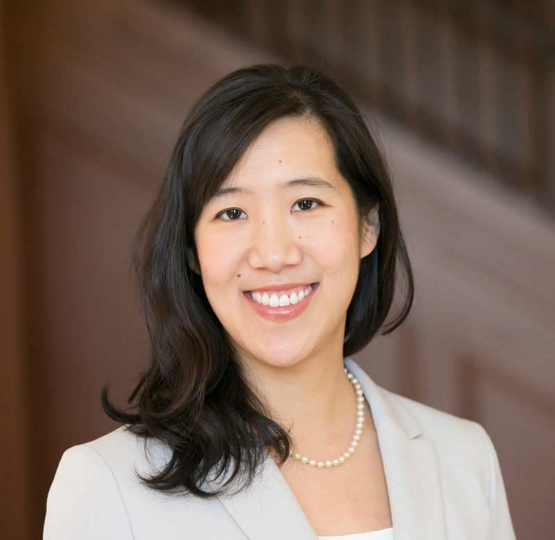 Laura Huang Headshot